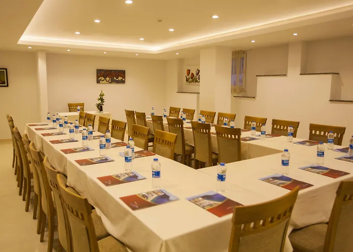 Kleopatra Ada فندق ألانيا