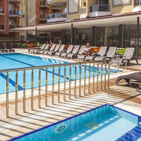 Kleopatra Ada 3* Alanya