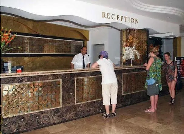 Kleopatra Ada 3* Alanya