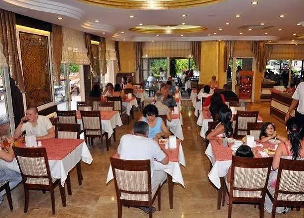 Hotel Kleopatra Ada 3*