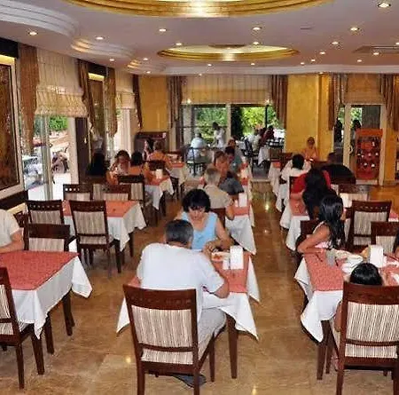 Hotel Kleopatra Ada 3*