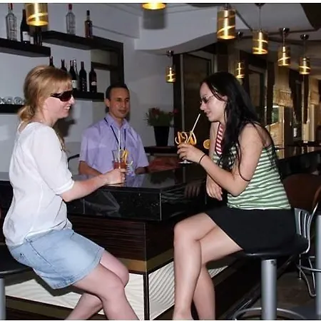 Kleopatra Ada Alanya