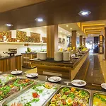 Kleopatra Ada Hotell 3*
